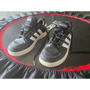 Kids Adidas Black White Stripes Lace Up Sneakers Shoes Size 5 US 4 UK
